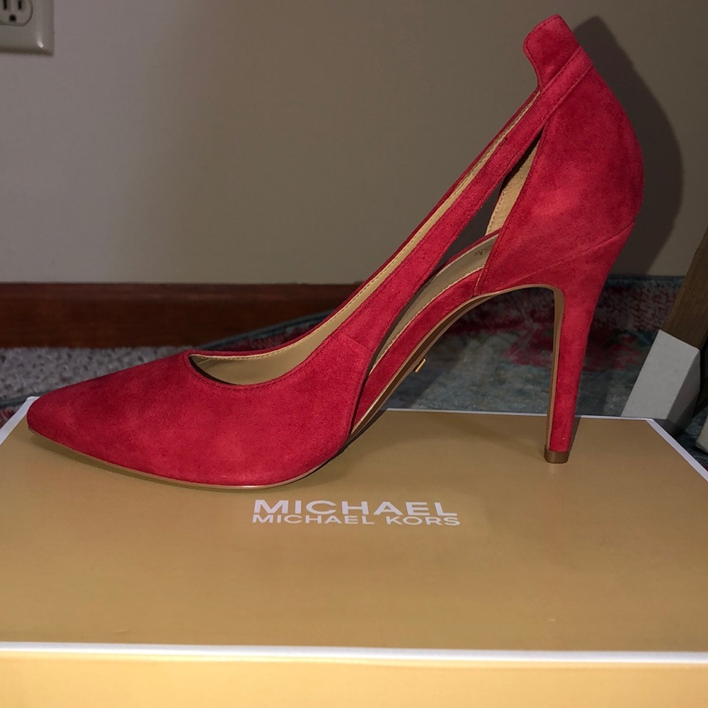 Michael Kors red Cersei Pump